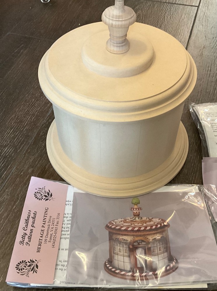 Betty Caithness Tole Patterns (4) & 1 Unpainted Container