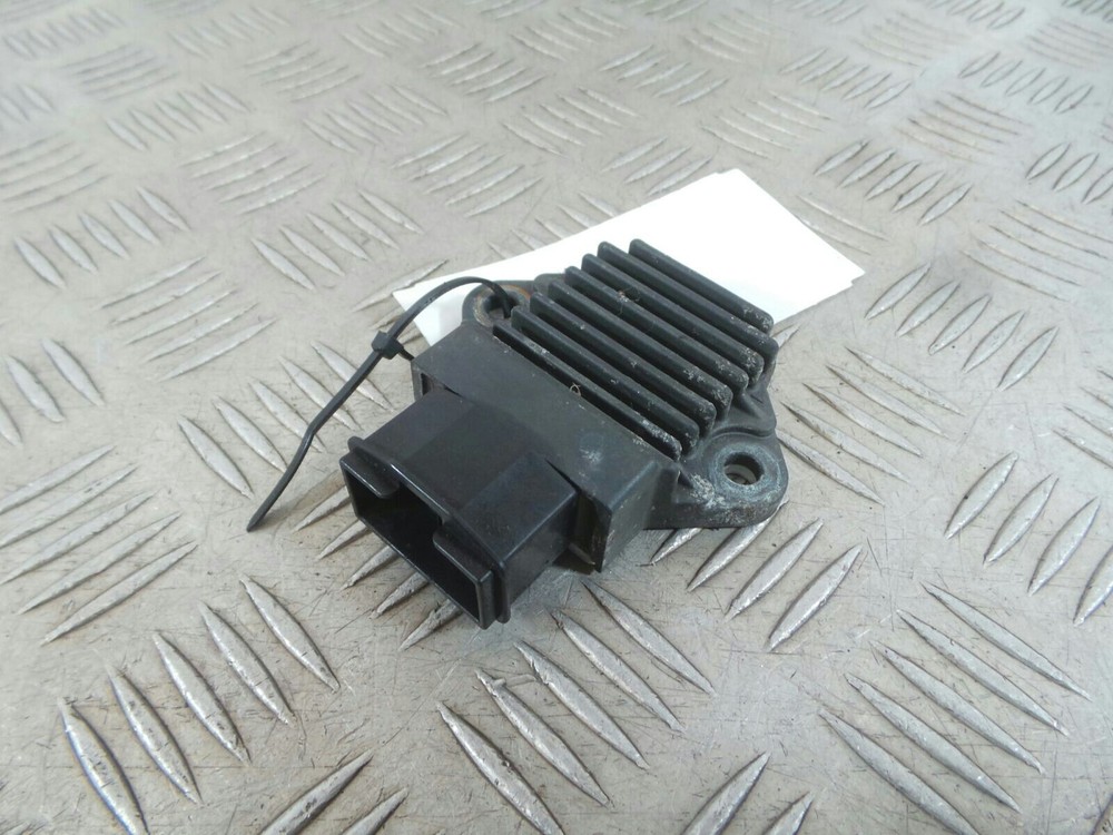 1997 HONDA CB 400  RECTIFIER REGULATOR