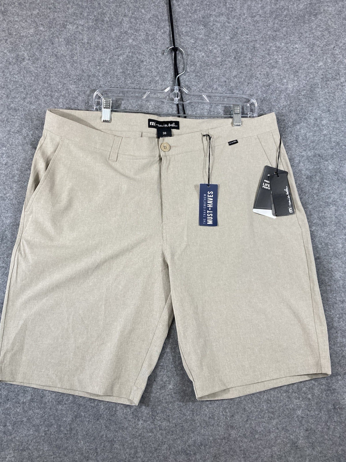 Travis Mathew Beck Golf Chino Shorts Mens 38 Khaki Stretch Wrinkle Resistant NWT