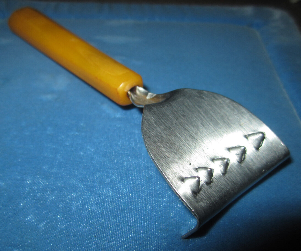 Vtg butterscotch Bakelite handled citrus zester bar tool