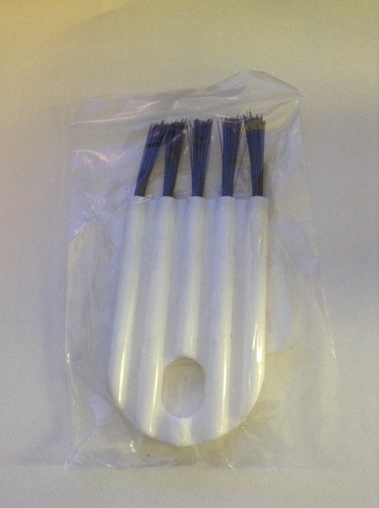 Soft Brush Multi-Function Computer Keyboard Crevice Cleaner - New