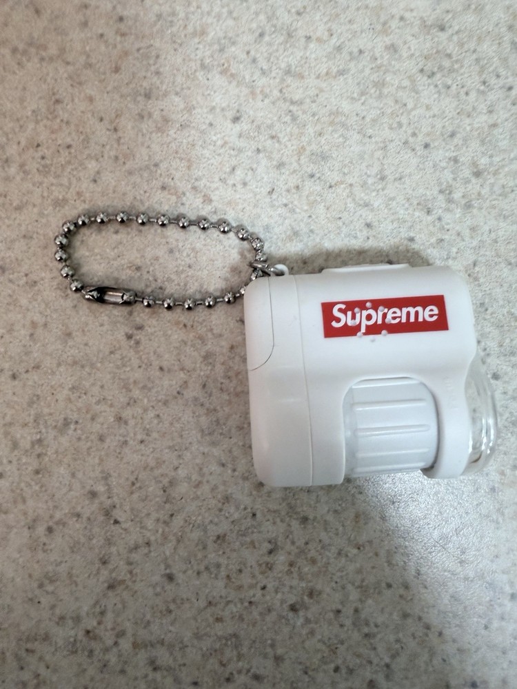 Supreme Raymay Pocket Microscope Keychain