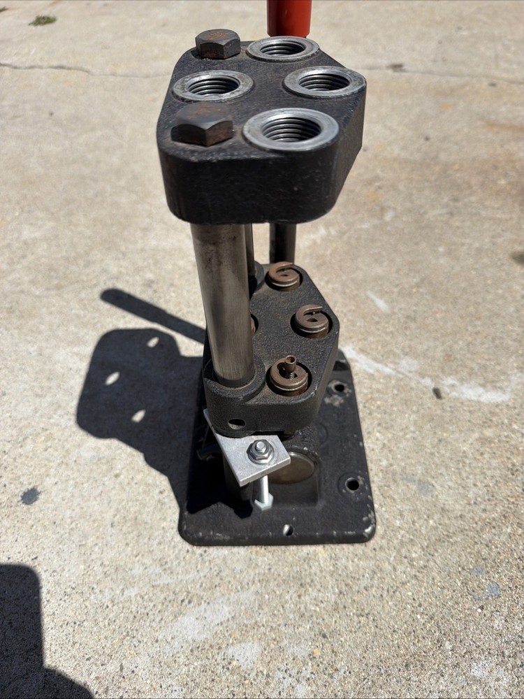 CH RELOADING PRESS - MODEL NO 444 C&H