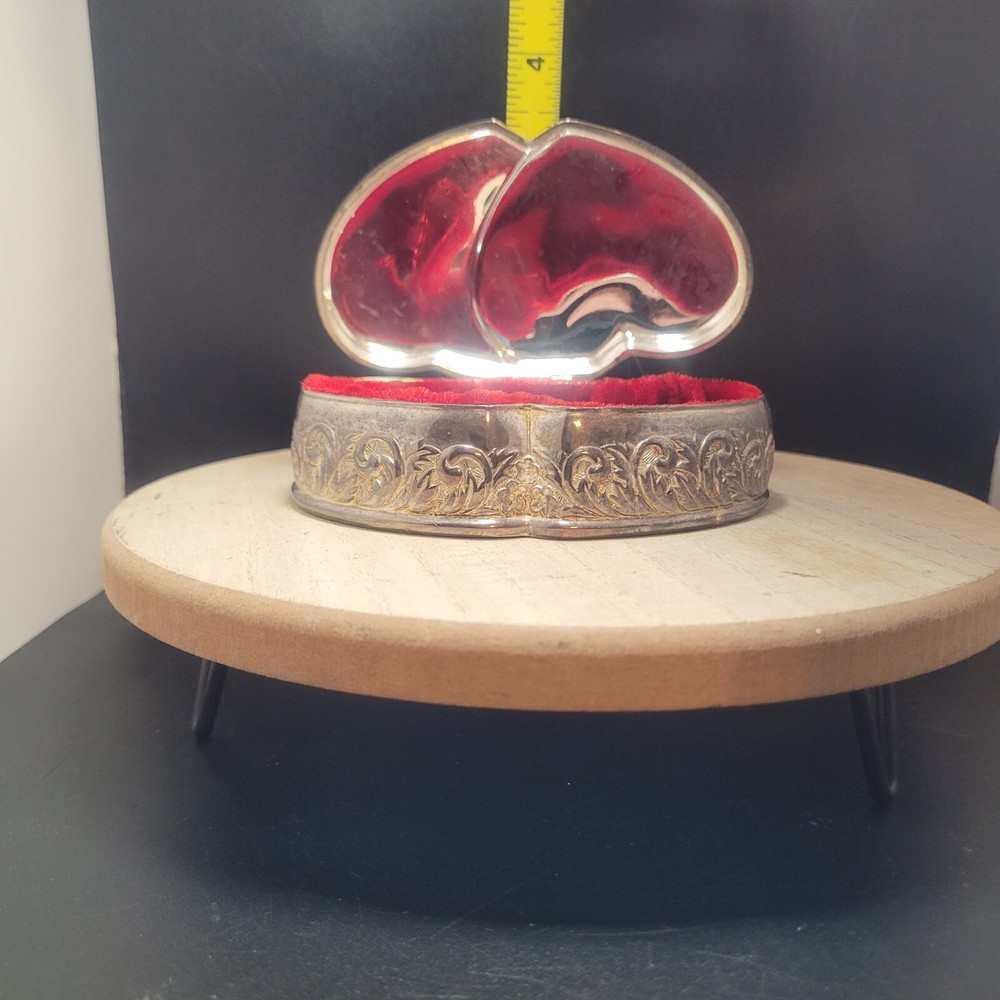 Godinger Heart Silver Plated Jewelry Red Velvet Lined Trinket Box