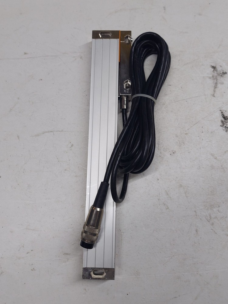 RSF Elektronik MSA6704 Linear Encoder 370 mm 20 micron 5PC AVAILABLE MAKE OFFER