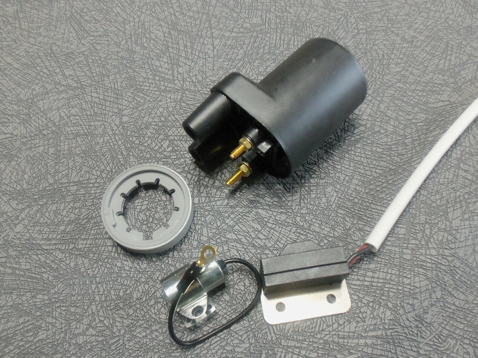 Onan 4 piece ignition kit 166-0785 fits Onan fits john deere