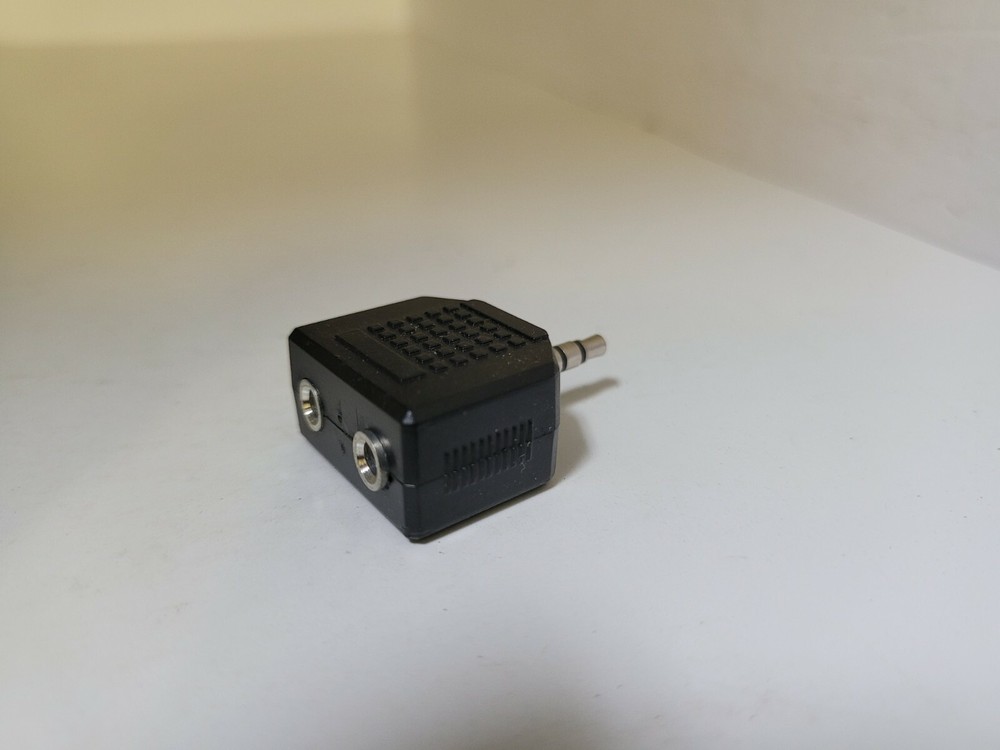 NEW BLACK Stereo Plug Male to Dual 3.5mm Female Jack Audio Adapter Splitter G19