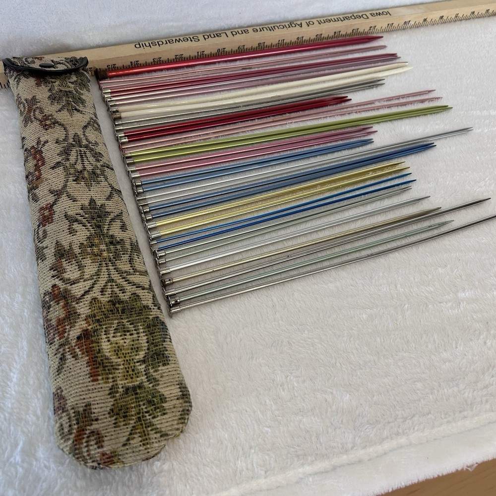 Knitting Needles with Embroidered Carrying Case Snap Close BYOE, misc.