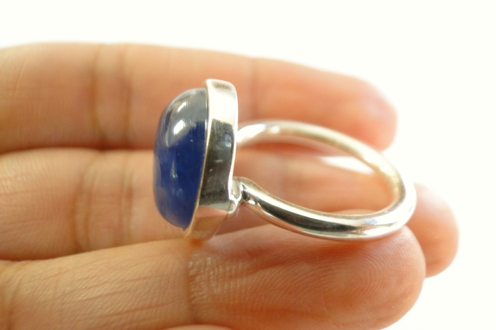 Round Blue Kyanite Button 925 Sterling Silver Ring Size 7 3/4