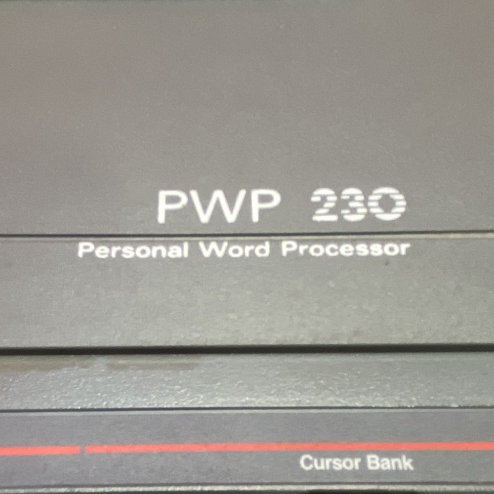 Smith Corona PWP 230 Word Processor 16-Line Backlit Display Built-in Disk Drive