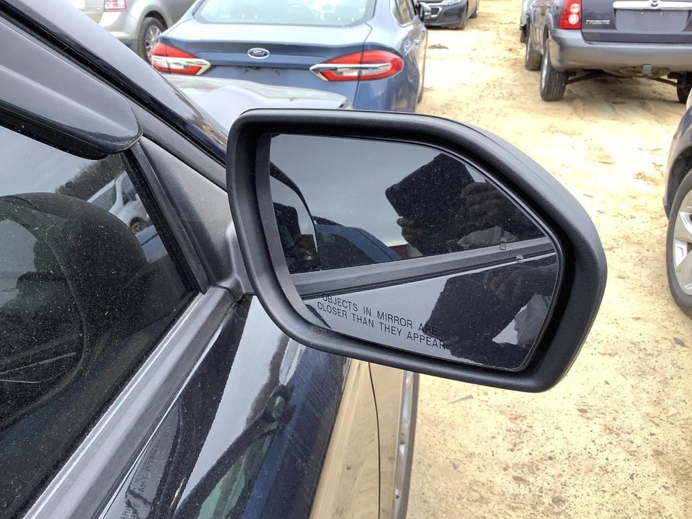 EXPLORER 2020 Glove Box 4937097