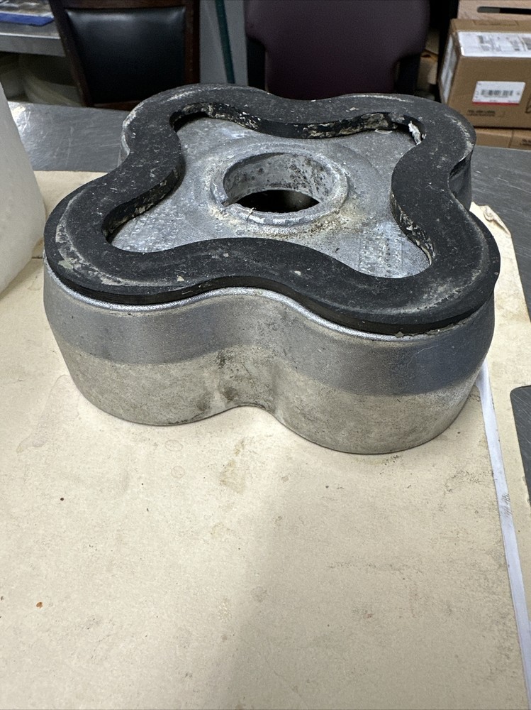 Waring 025571 Blender Container Base