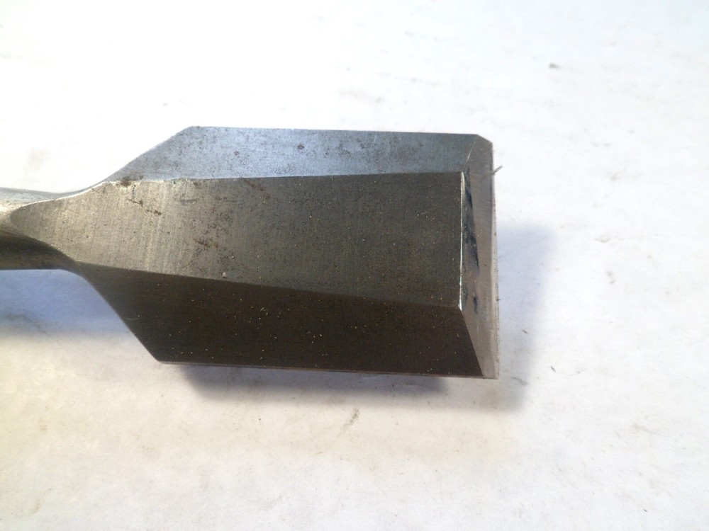 Stanley Bevel Edge Socket Chisel 1 1/2" Blade