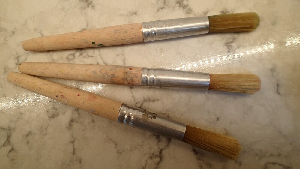 3 Jumbo Paintbrushes Wood handle