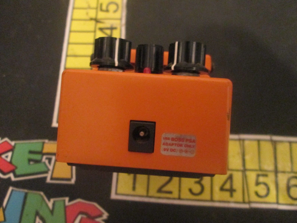 BOSS Distortion DS-1