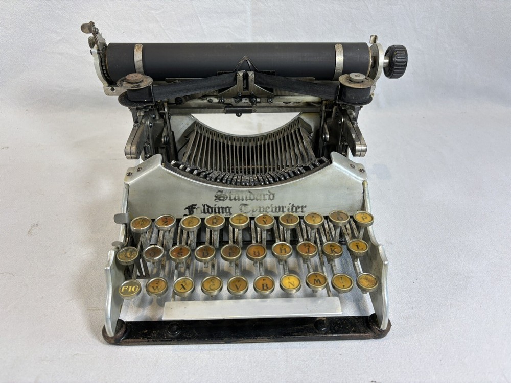 Standard Folding Typewriter 1910s