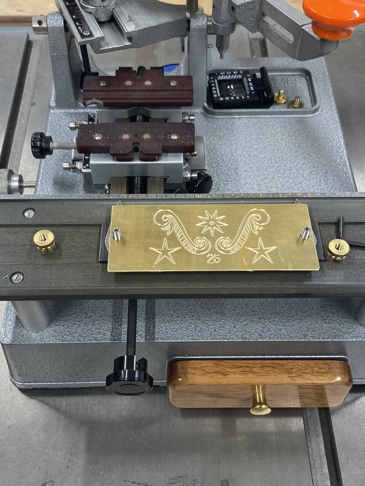 ANTIQUE SCROLL PATTERN SOLID BRASS ENGRAVING PLATE FOR NEW HERMES FONT