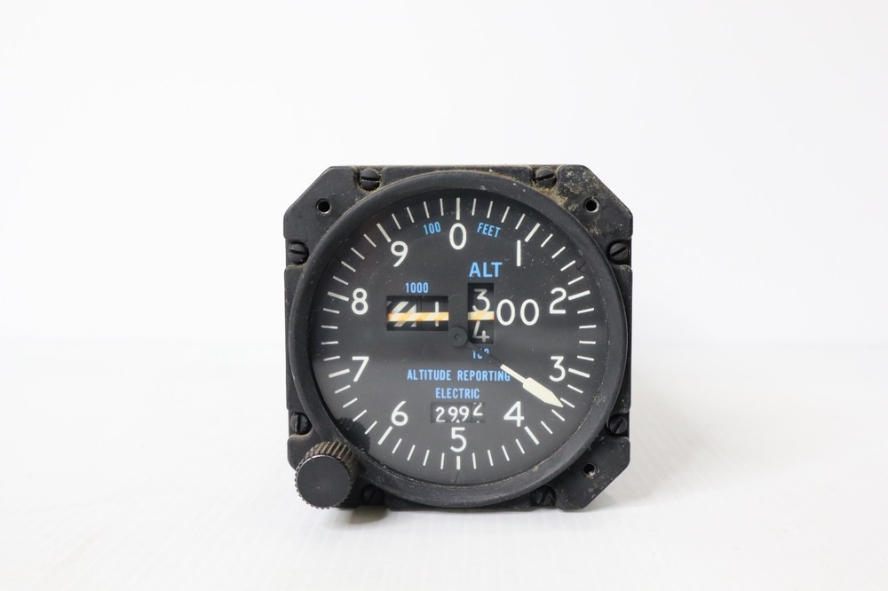 ARC EA-401A Encoding Altimeter 42540-3114 (14 VDC)
