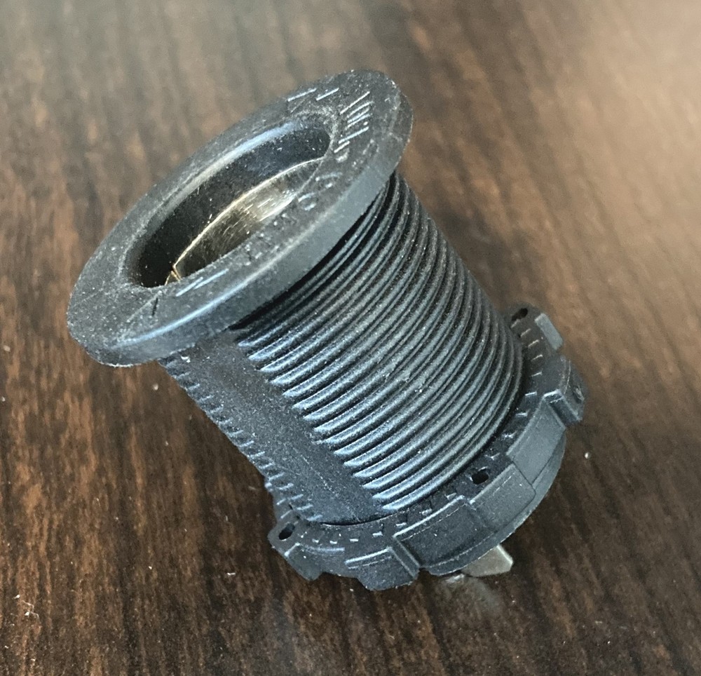 12-24 VOLT PANEL MOUNT AUTO LIGHTER SOCKET - EXCELLENT SELDOM USED CONDITION!