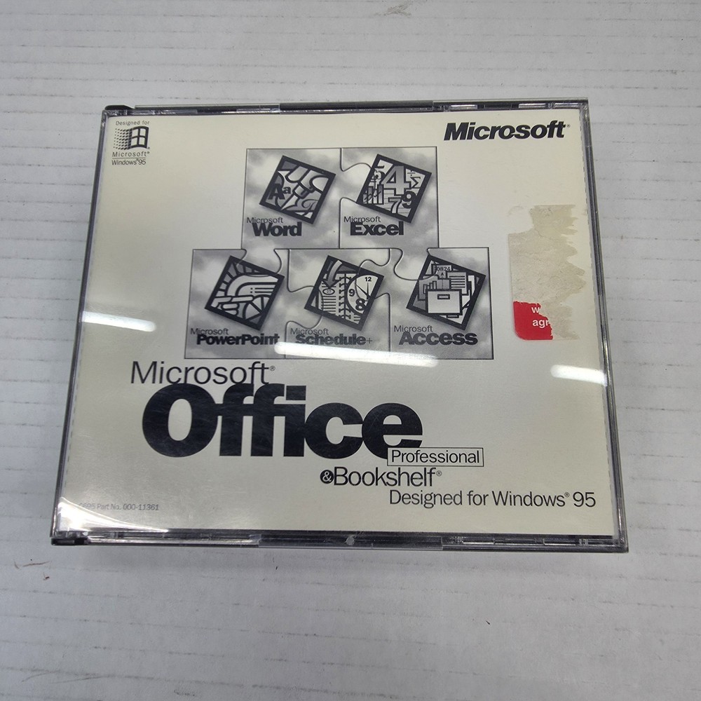 VTG Microsoft Office Professional & Bookshelf 7.0 CD-ROM Set Windows 95 UNTESTED