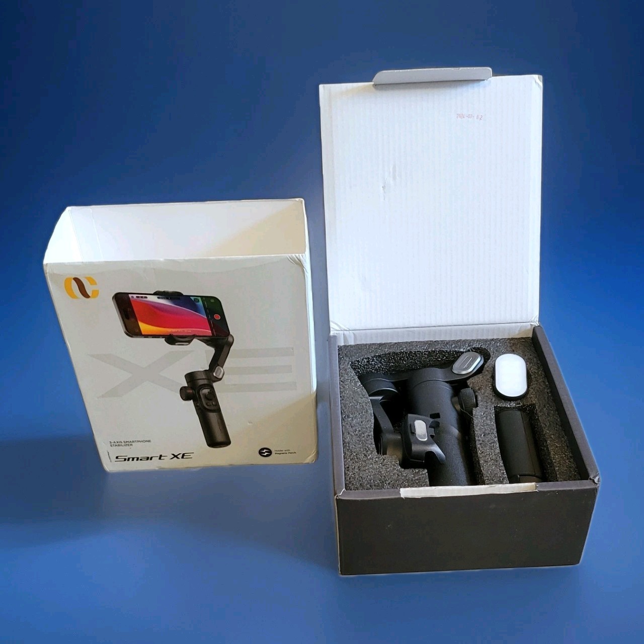 AOCHUAN Smart XE 3-Axis Gimbal Stabilizer Anti-Shake Smartphone Holder Black