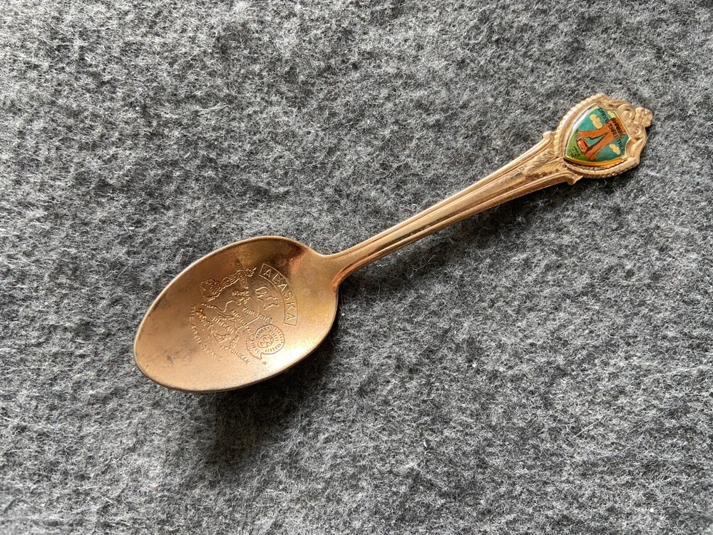 Shrine Drive Thru Tree Vintage Souvenir Spoon