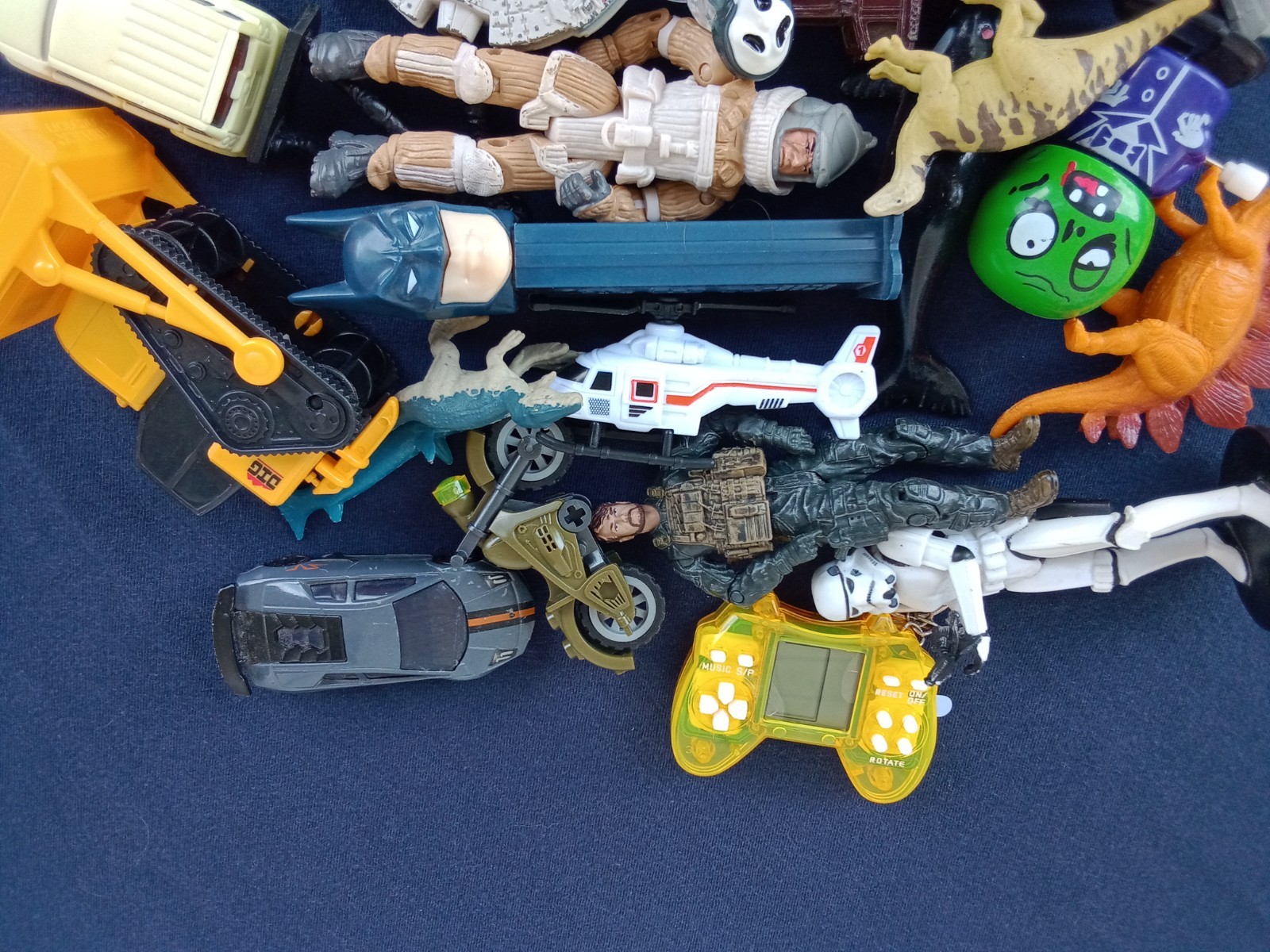 Assorted Toys/Figures - Kids Junk Drawer Lot #1