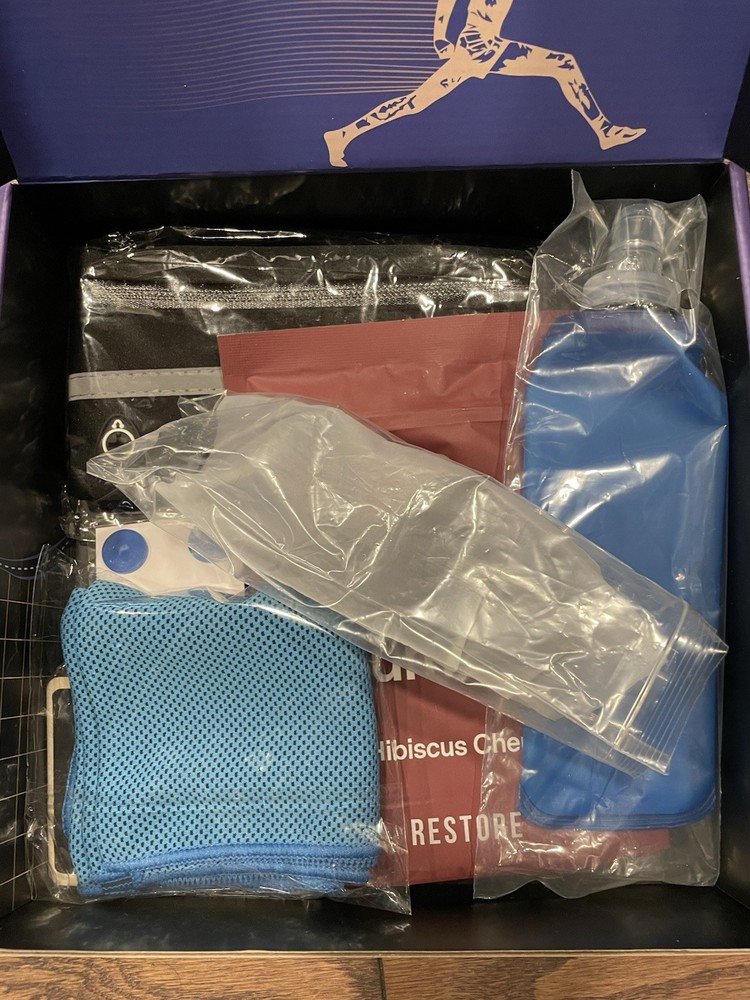 Running Gift Box Blaubek