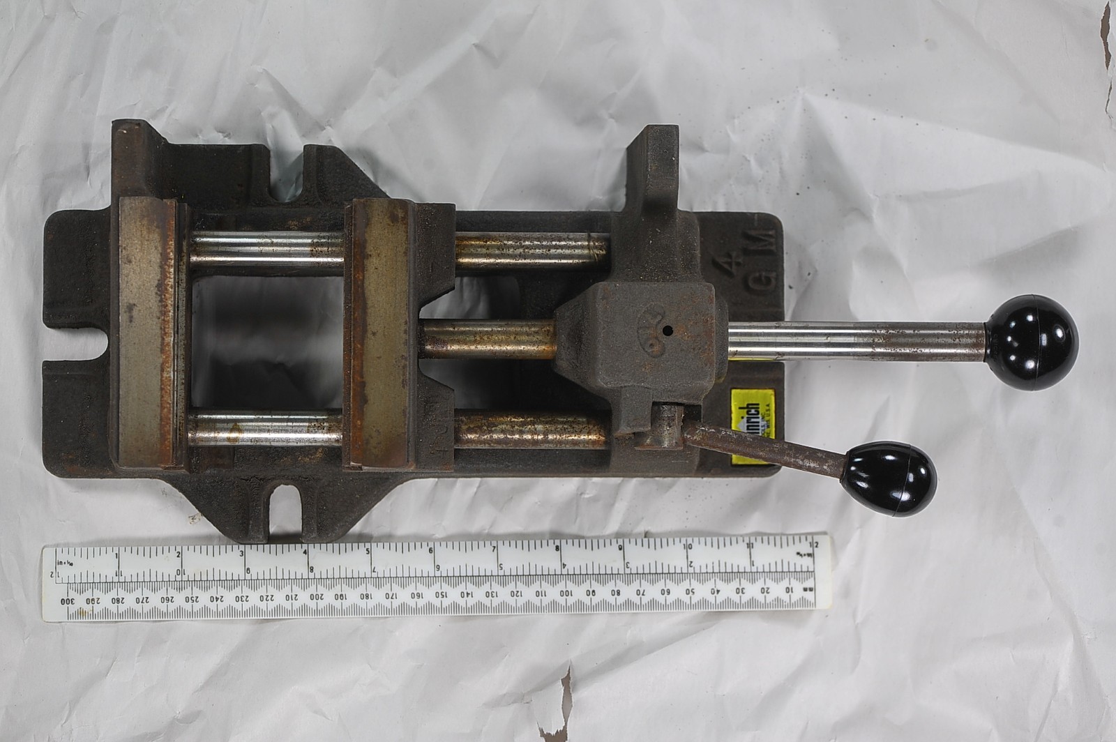 Heinrich No 4 GM Precision Toolmaker Grinding Vise 4" Jaw Racine Bakelite WI USA