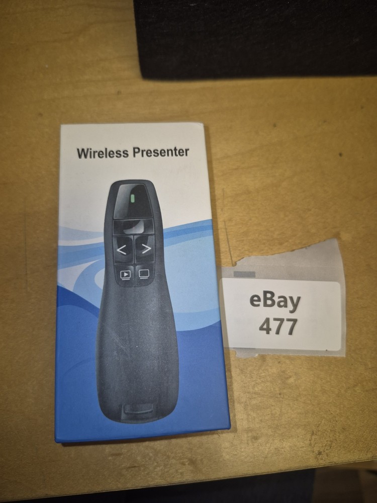 R800 Wireless Laser Presentation Remote w/LCD Display, Class 2, 100 ft Range