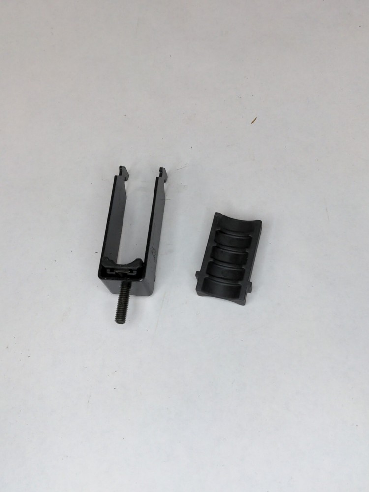 IGUS CFX-20-2 ENERGY CHAIN CLAMP