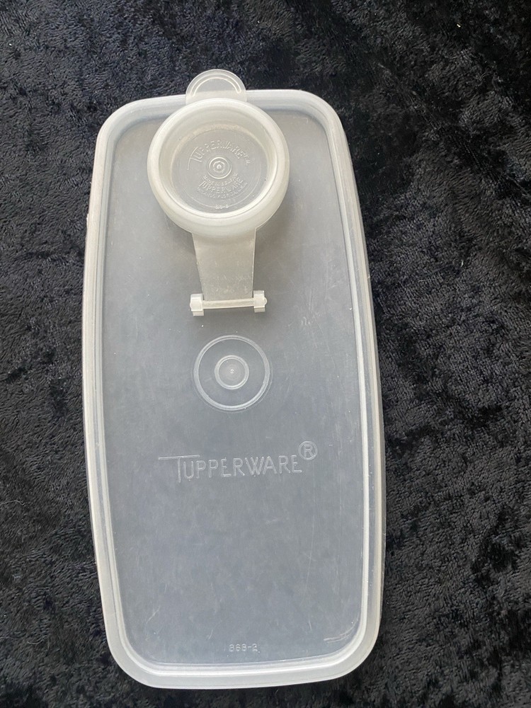 TUPPERWARE Replacement Flip Top Lid 1868-2 Pour SHEER Rectangle Top Seal READ