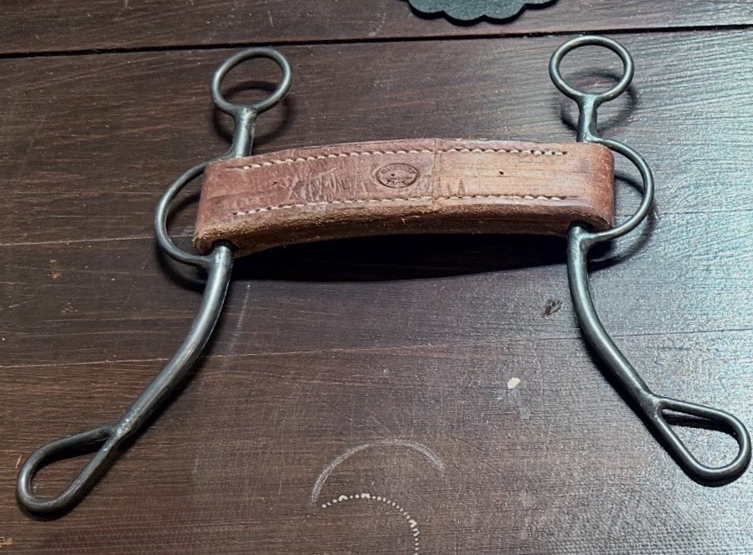 5.25” Custom Leather Argentine