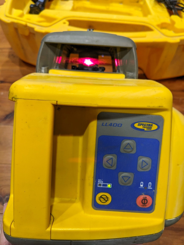 Spectra Precision Laser LL400 Used