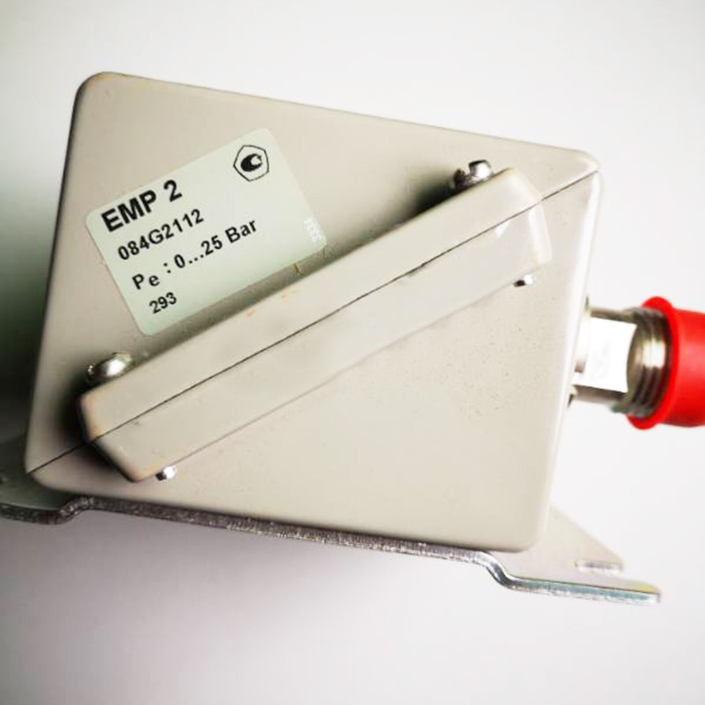 DANFOSS EMP 2 084G2105 Pressure Transmitter New