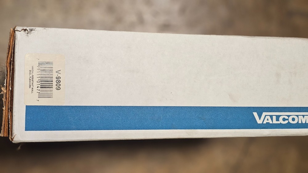 Valcom V-9809 Vandal Resistant Flexhorn Enclosure FP