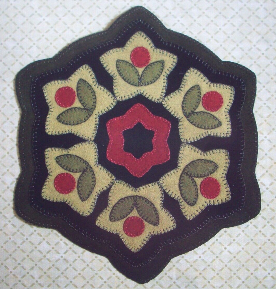 Sugaarplum Christmas Applique Quilt pattern