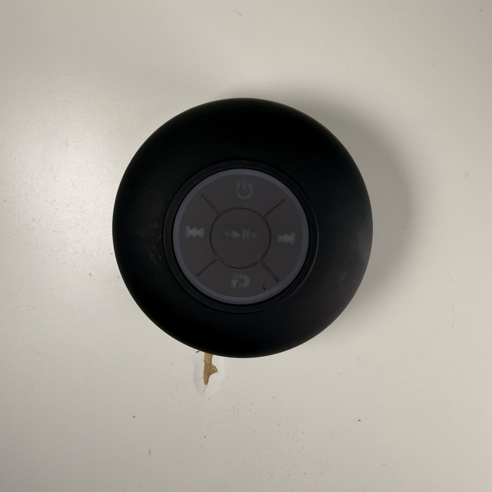 Portable Bluetooth Speaker Waterproof Clip-On Mini Speaker Wireless