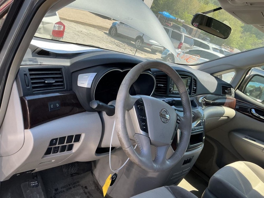 QUEST 2016 Glove Box 5034368