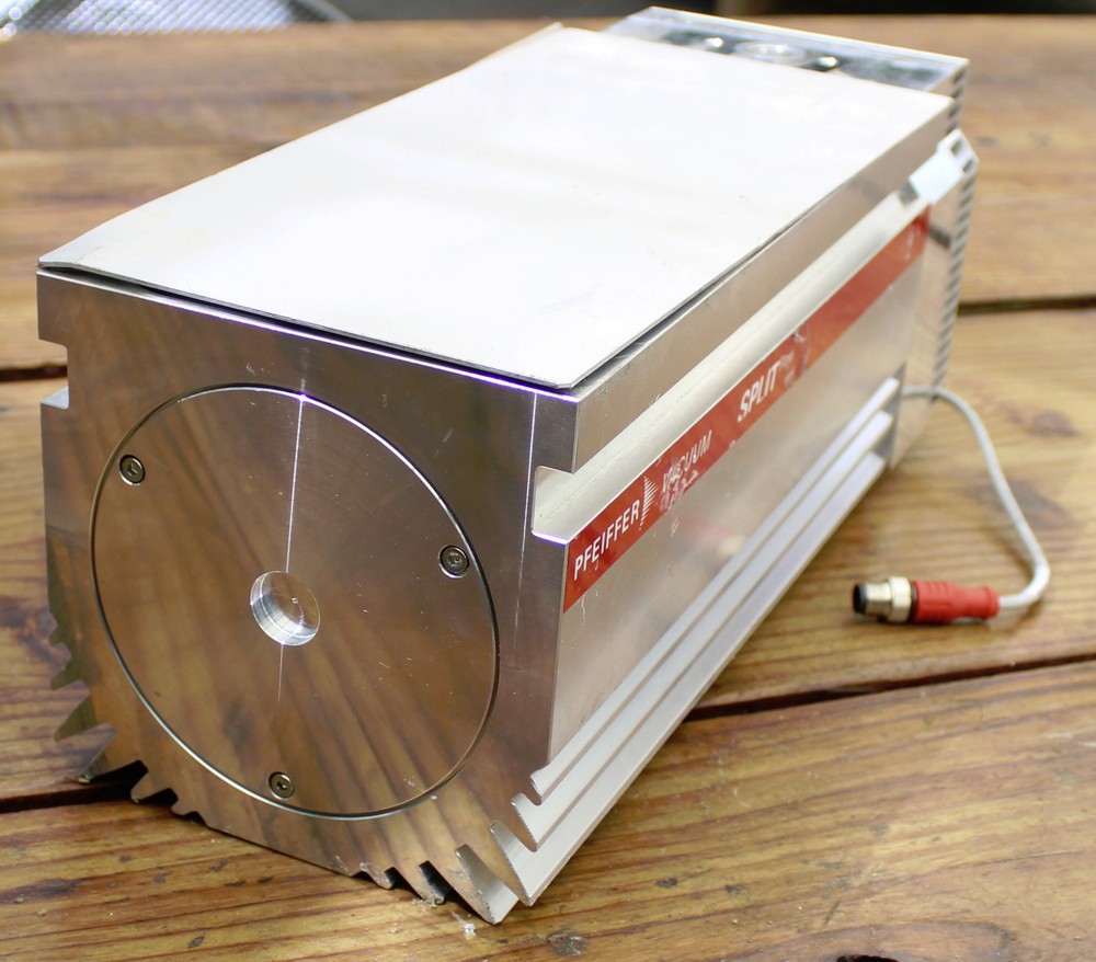 Pfeiffer SplitFlow 310 3P PM 163 254-U Vacuum Pump