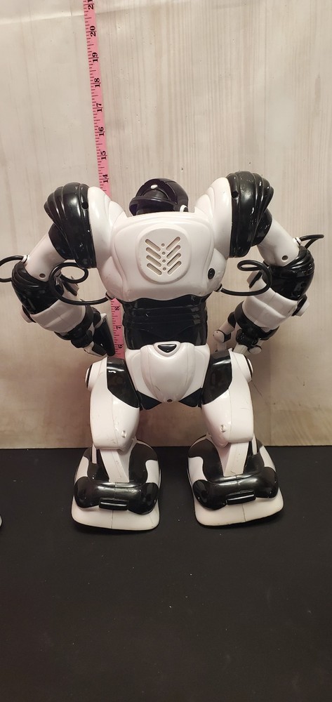 Wowwee Robosapien Remote Control robot READ