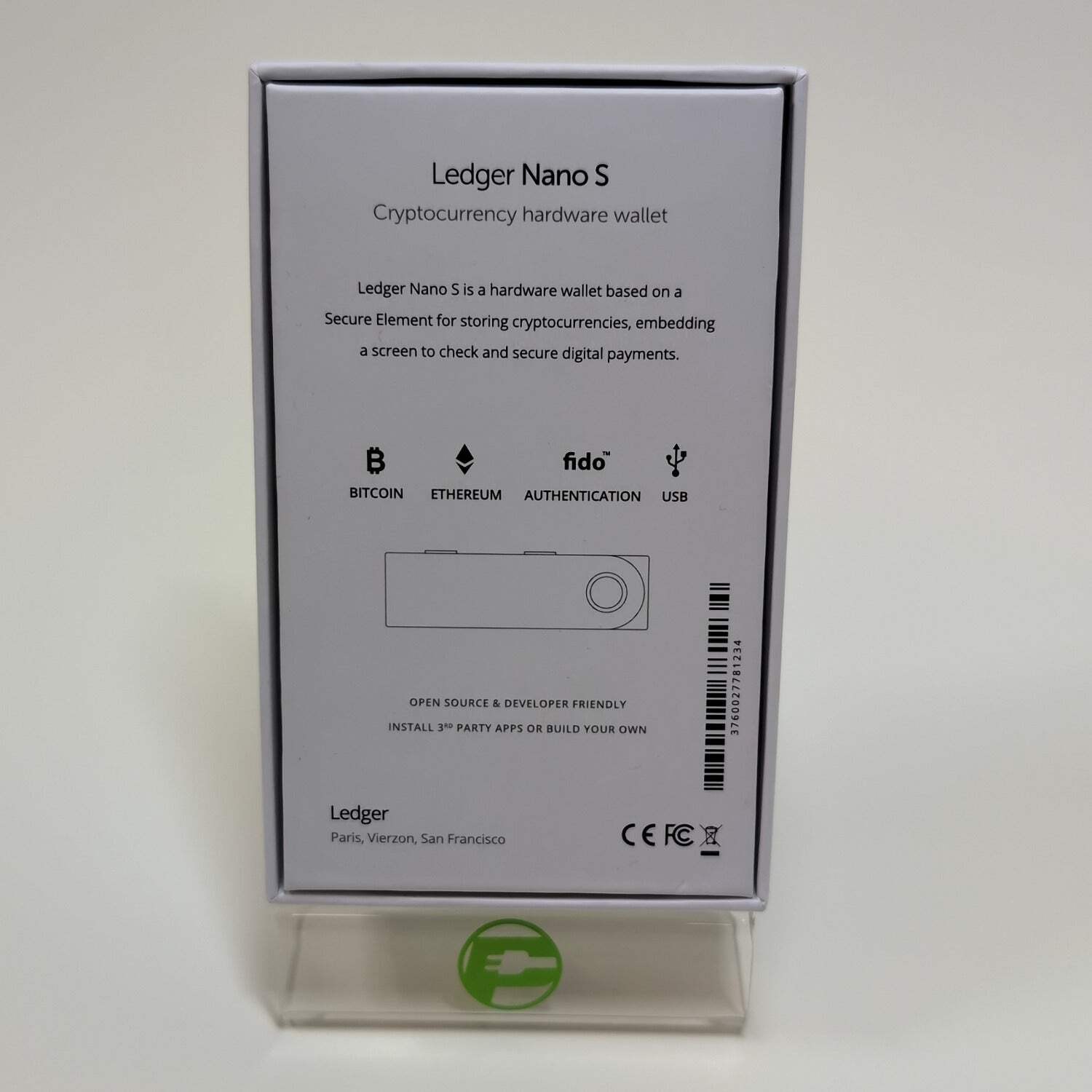 New Ledger Nano S Cryptocurrency Hardware Wallet