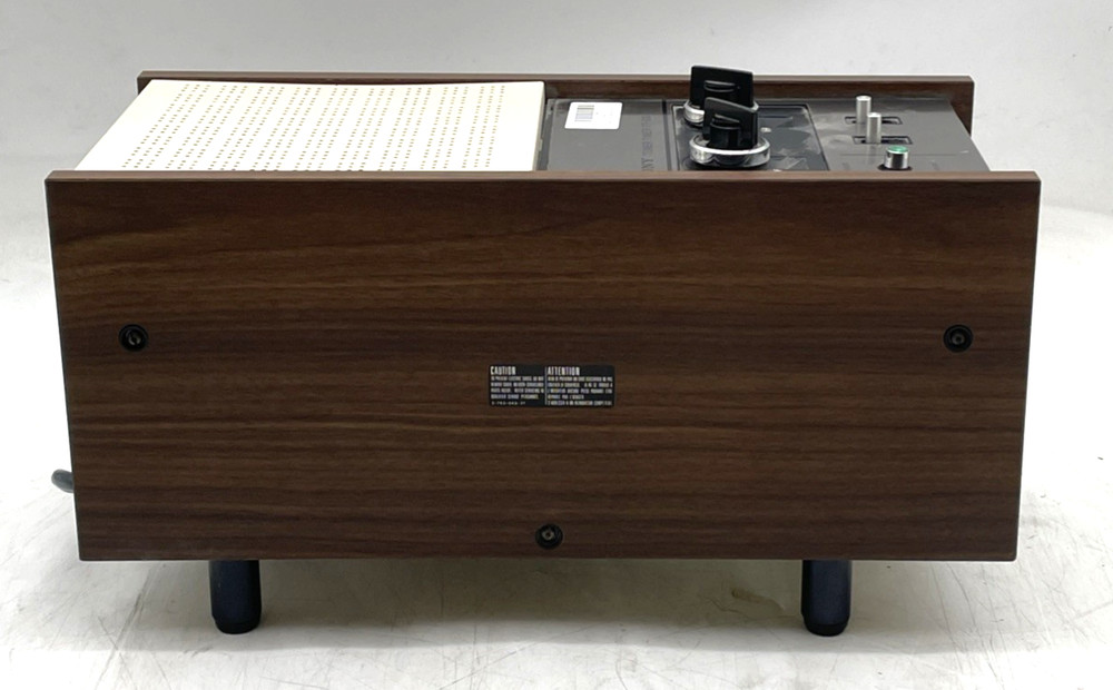 SONY TT-100 TUNER TIMER ORIGINAL powers on