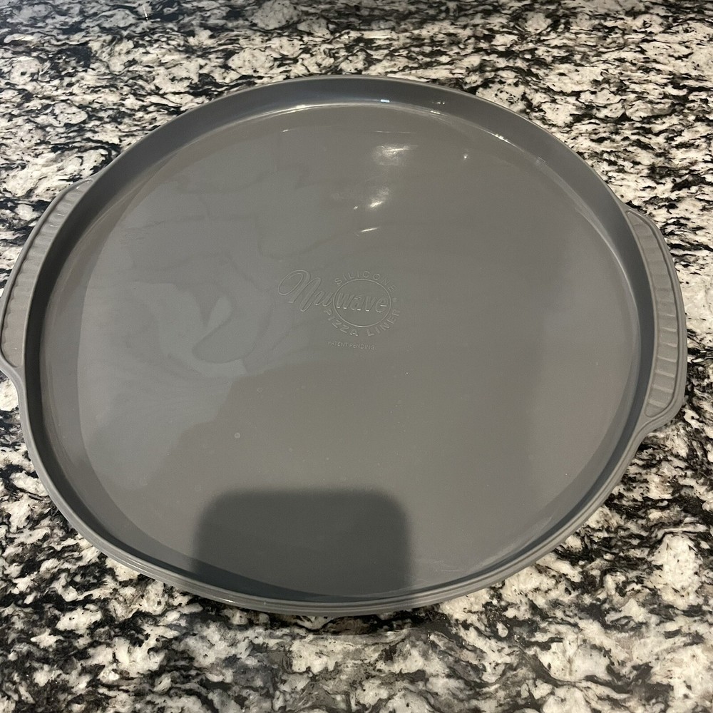 NuWave Pro Supreme Pizza Silicon Liner & Cutter/Server