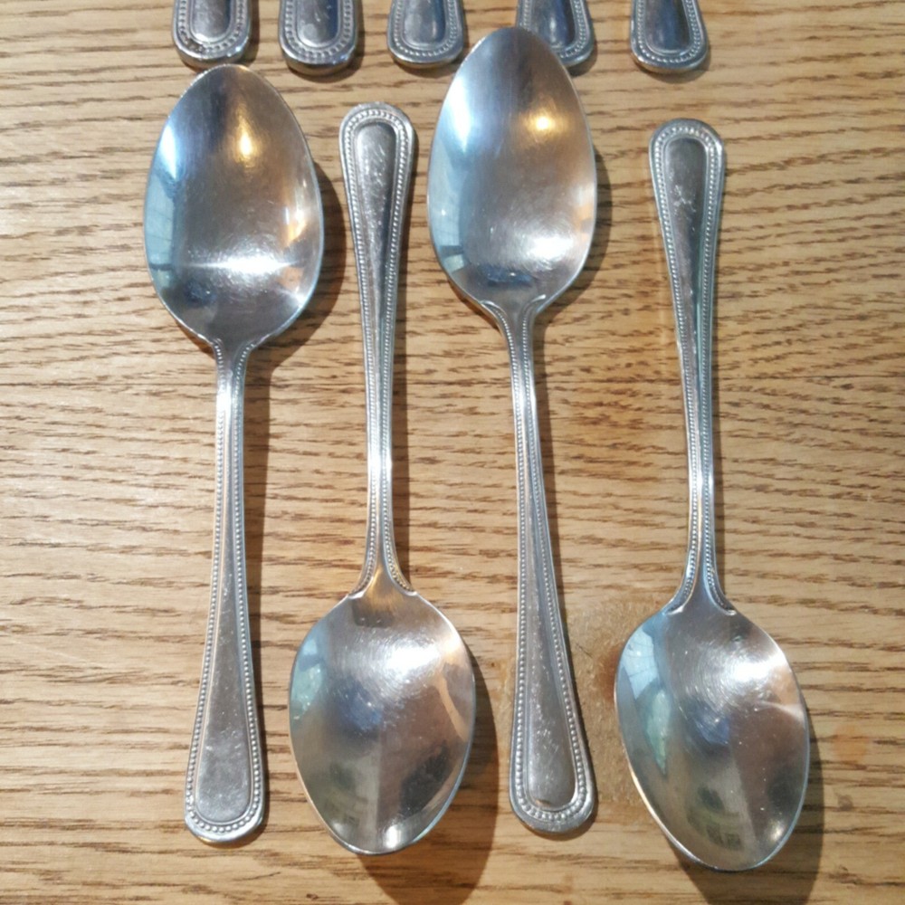 Oneida 18-8 PATRICIAN? Beaded Flatware 9 pc.