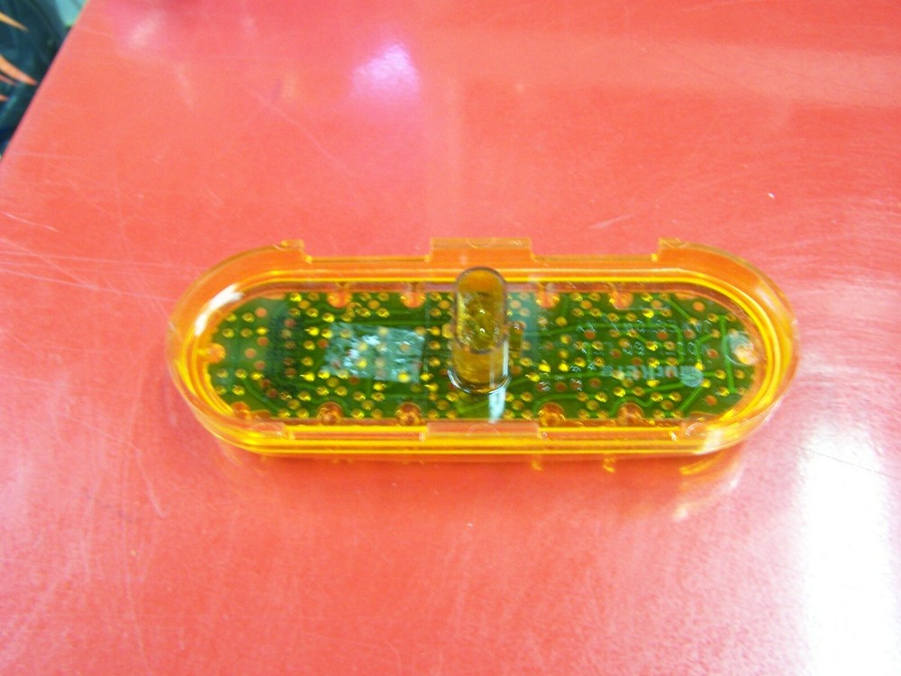 Amber LED Oval 2 Function Lite