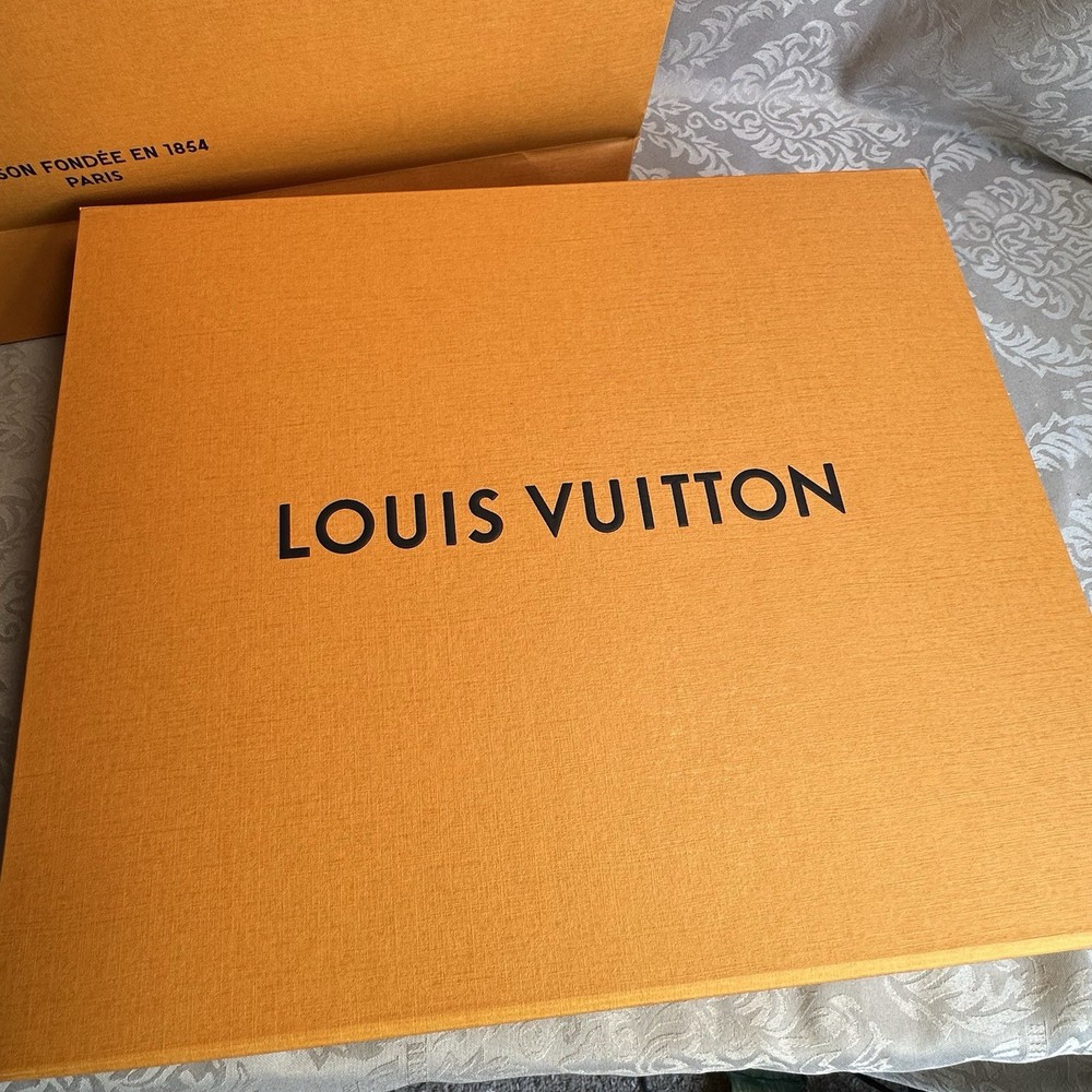 Authentic LOUIS VUITTON Large Empty Gift Bag & Medium Box Empty Packaging