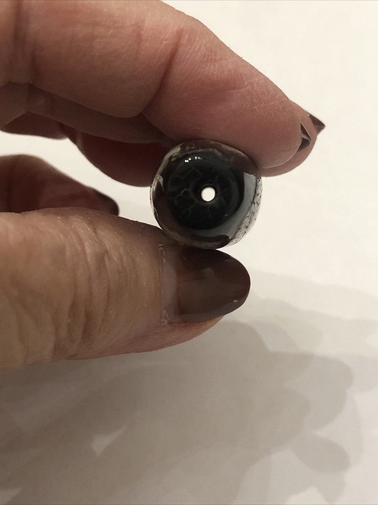 Very Old Tibetan Agate "Double Longevity" Dzi Bead