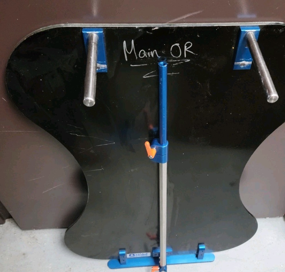 AliMed arm surgery table model 932468