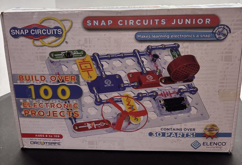 ELENCO Snap Circuits Jr.  100 Experiments Electronics Discovery Kit Set Intact
